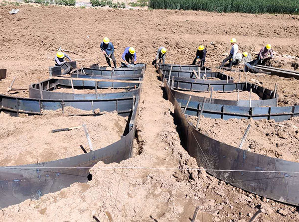 現(xiàn)澆拱形骨架模具